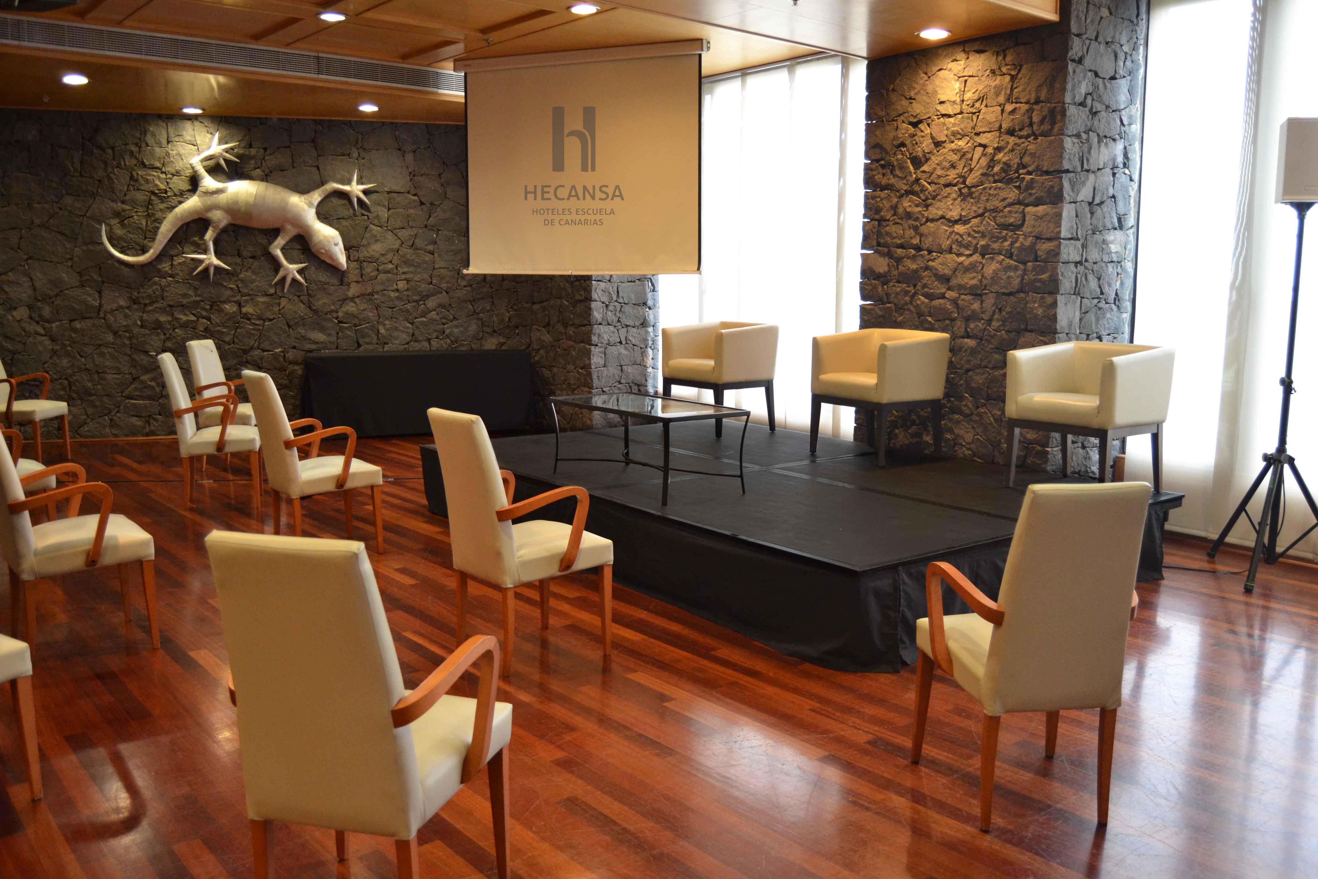 Hotel Escuela Santa Cruz Екстер'єр фото