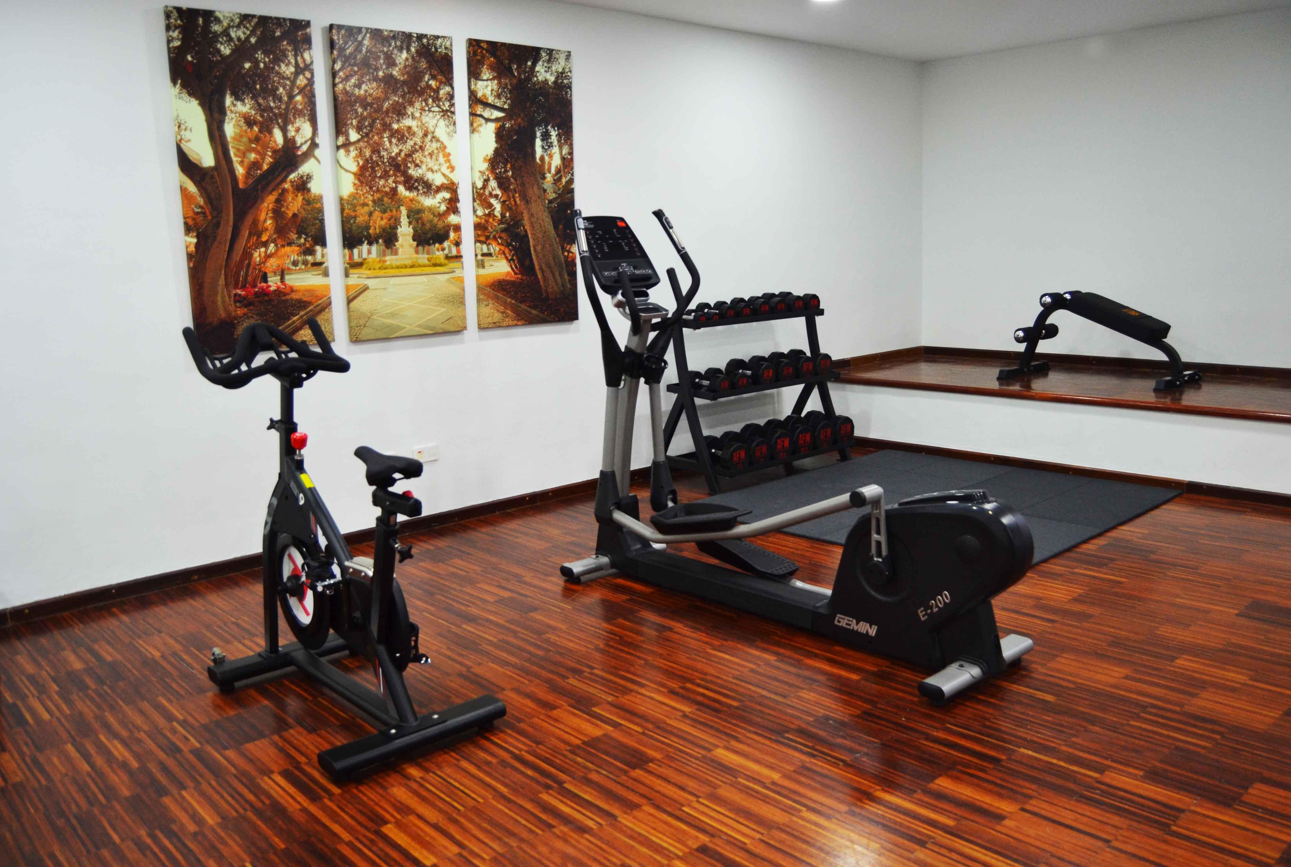 Hotel Escuela Santa Cruz Екстер'єр фото
