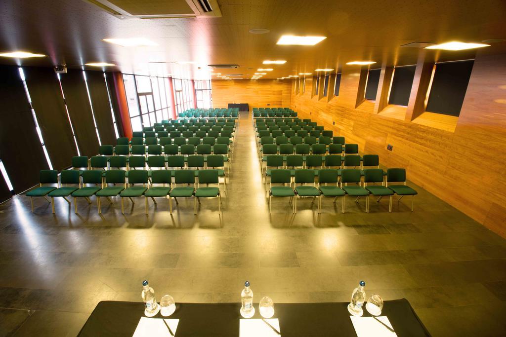 Hotel Escuela Santa Cruz Екстер'єр фото